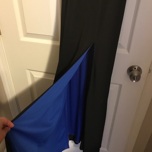 Formal gown - Picture 3 of 4